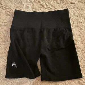 NWOT Effortless Seamless Shorts - Black sz Medium